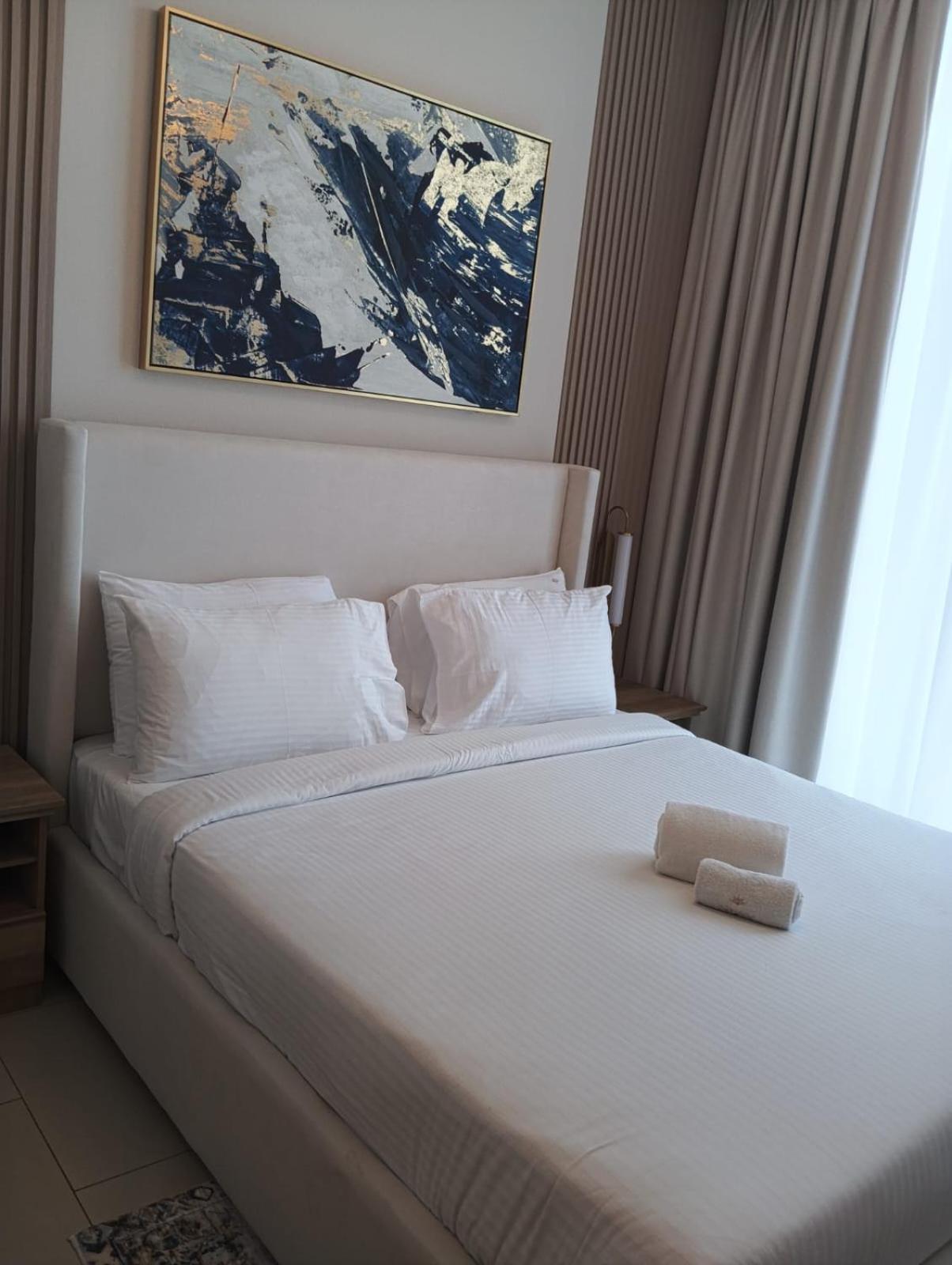 Apartment By Latinem Luxury 1br Cvr A2910 Near Burj Khalifa *