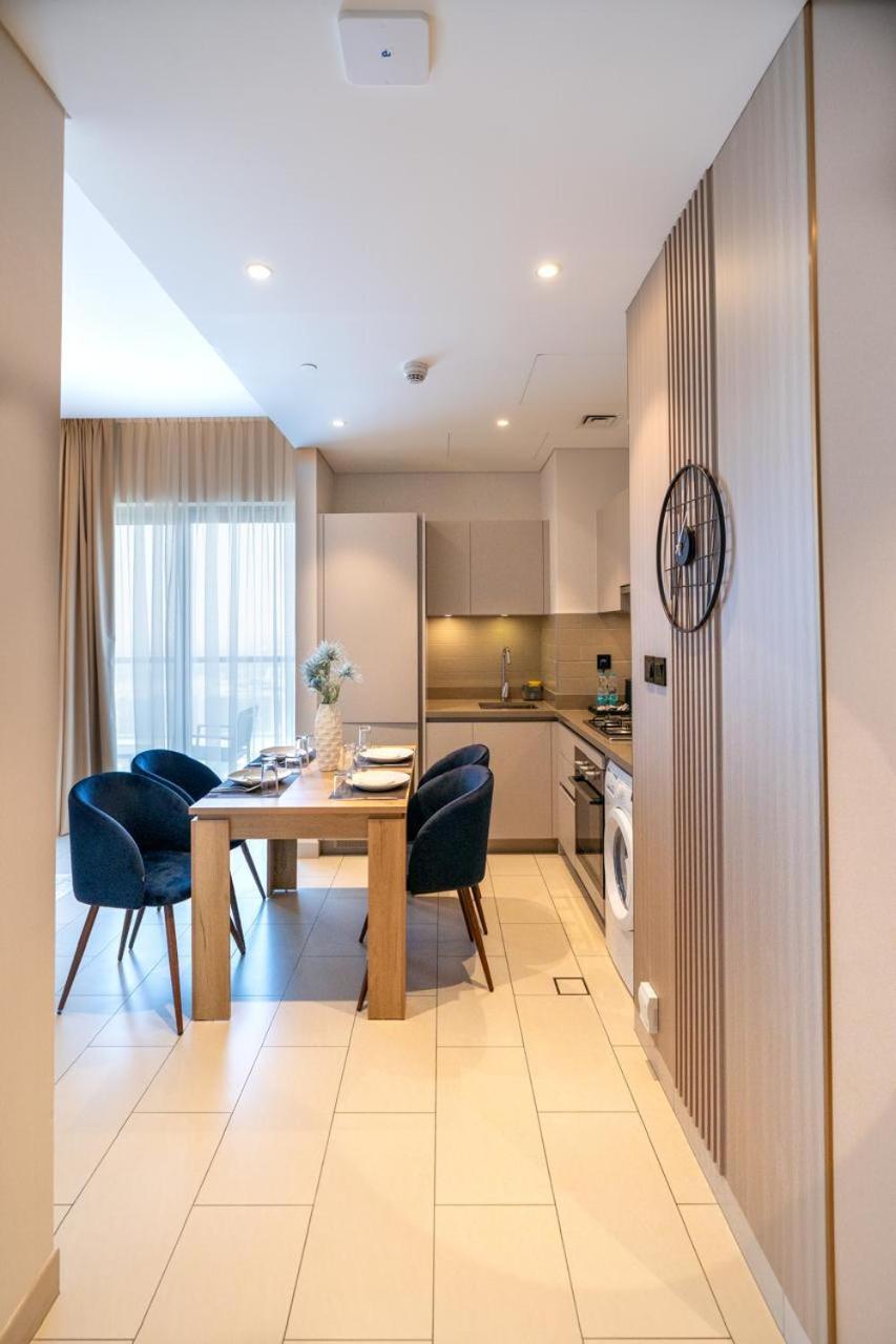 By Latinem Luxury 1br Cvr A2910 Near Burj Khalifa *