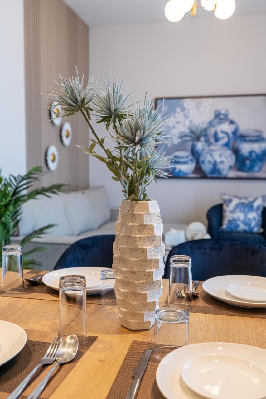 Apartment By Latinem Luxury 1br Cvr A2910 Near Burj Khalifa Dubai